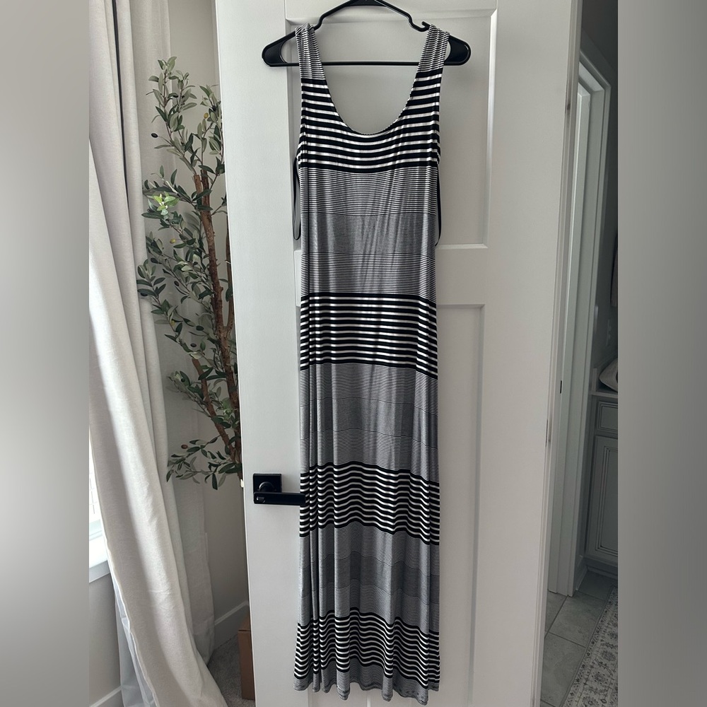 Merona Small maxi dress